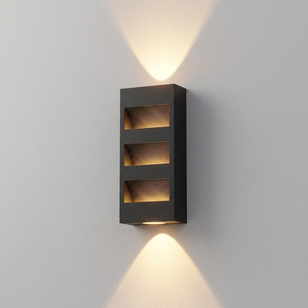 Aplique muro led exterior tres canales