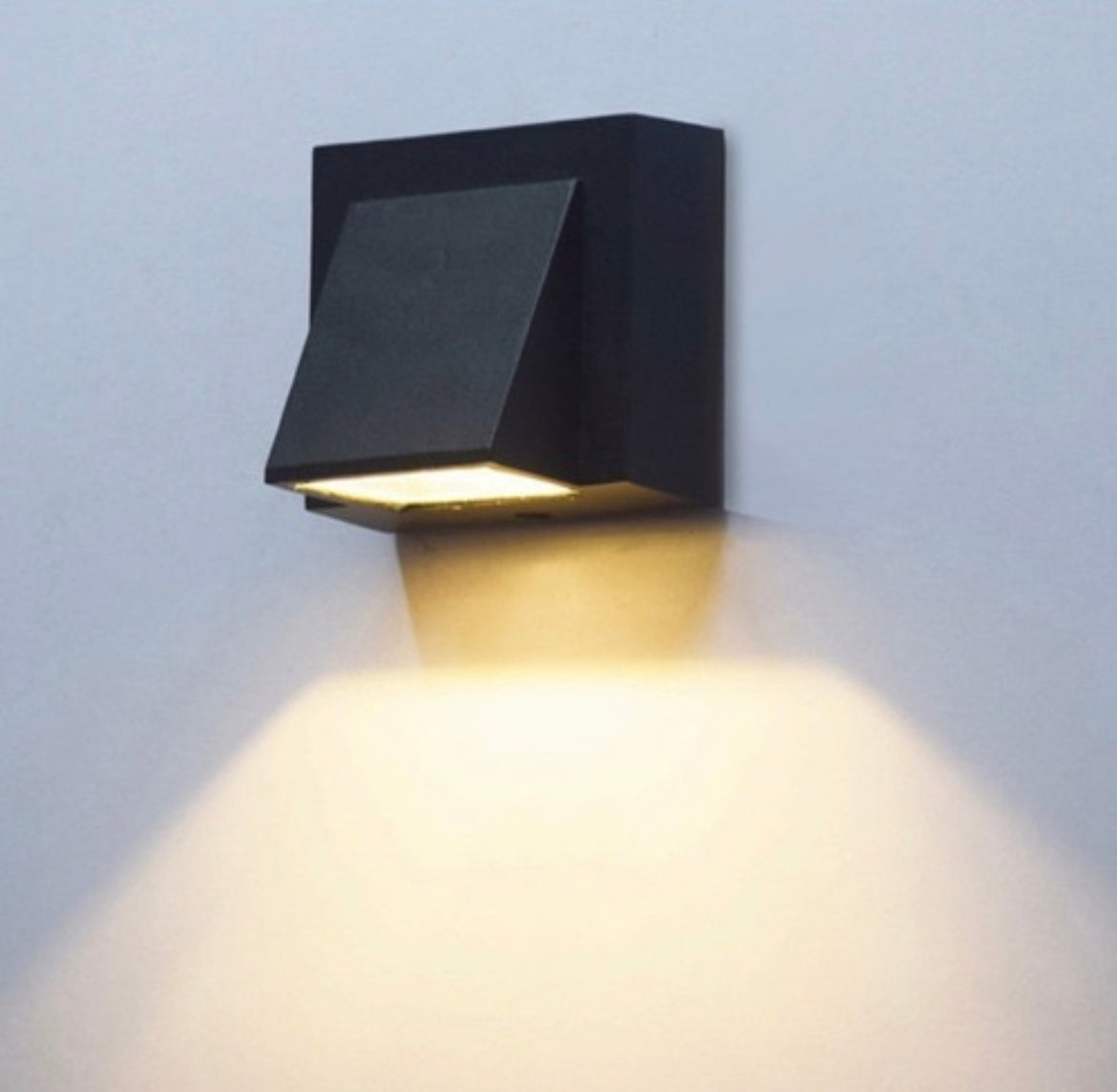 Aplique  Foco Pared Led 6w Ovalada Luz Calida 3000k